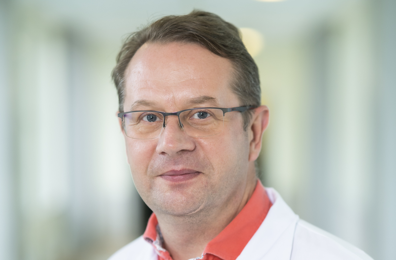 Dr Olav Tammik Dr Olav Tammik