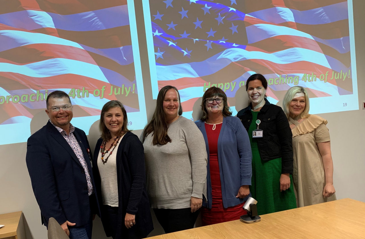 USA saatkonna delegatsioon käis tutvumas Regionaalhaigla õendusvaldkonna arengutega USA saatkonna delegatsioon käis tutvumas Regionaalhaigla õendusvaldkonna arengutega