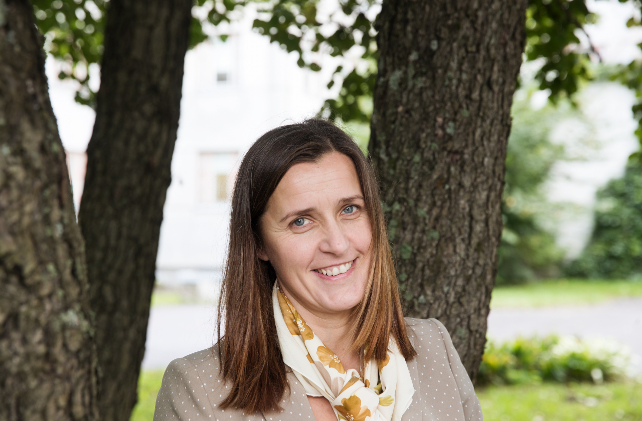 Dr Irja Ivarinen Dr Irja Ivarinen