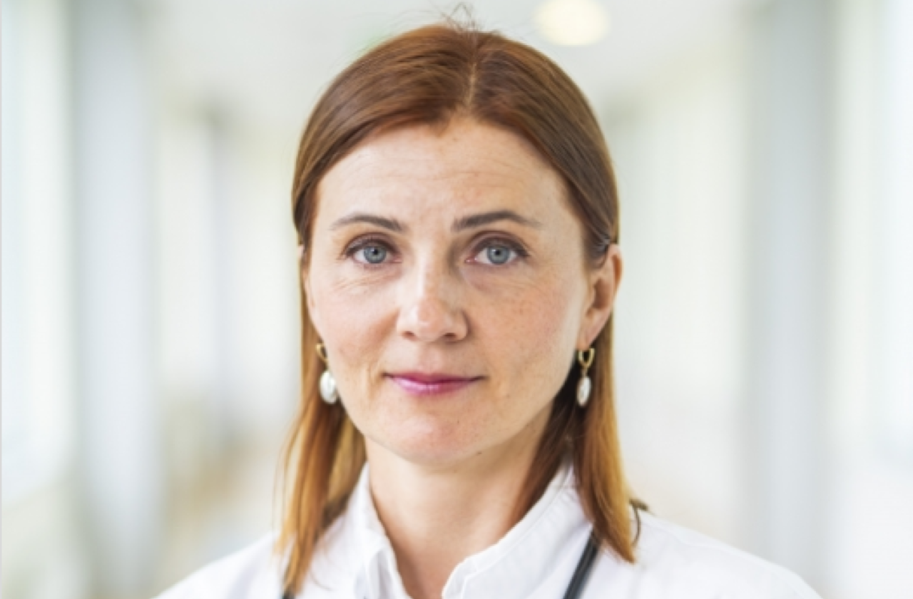dr_Julia_Reinmets.png